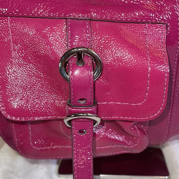 Coach Chelsea Patent Fuchsia Leather - Picture 3 of 12